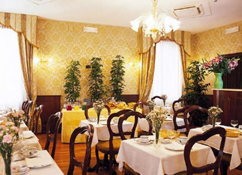 Hotel Gorizia A La Valigia Veneţia Restaurant foto